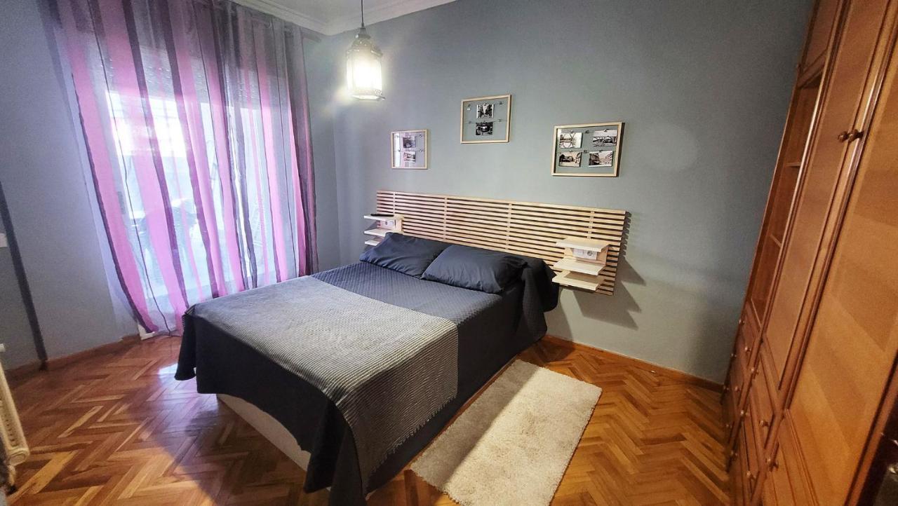 El Hogar De Todos Apartment Ourense Ngoại thất bức ảnh