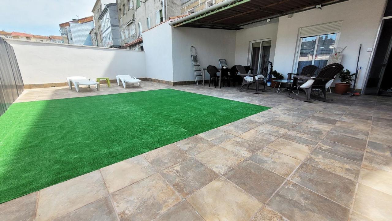 El Hogar De Todos Apartment Ourense Ngoại thất bức ảnh
