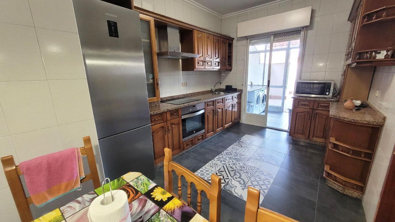 El Hogar De Todos Apartment Ourense Ngoại thất bức ảnh