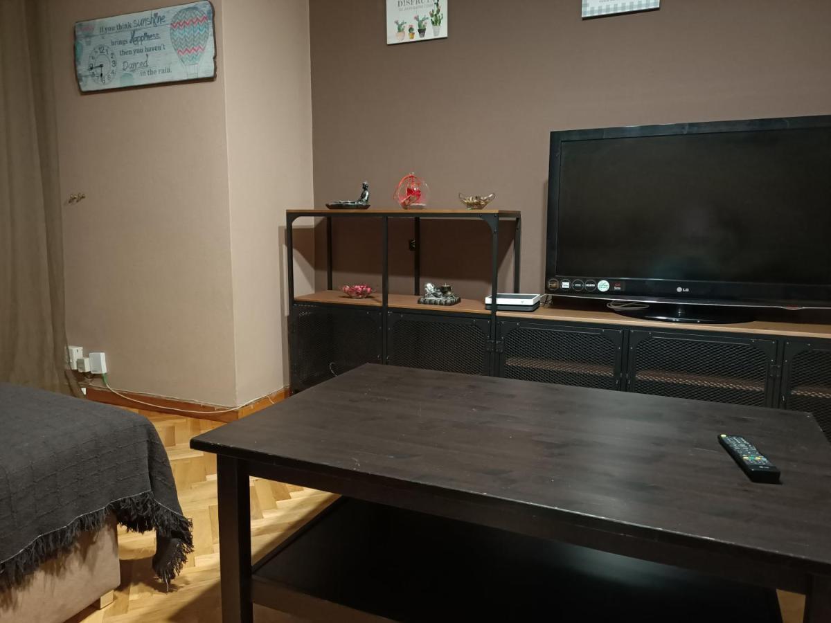 El Hogar De Todos Apartment Ourense Ngoại thất bức ảnh